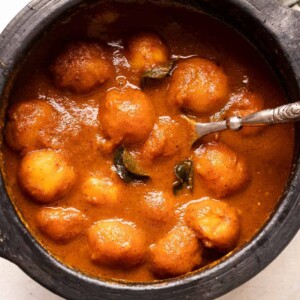 Mango Curry pictured in the clay mud pot that it was cooked in