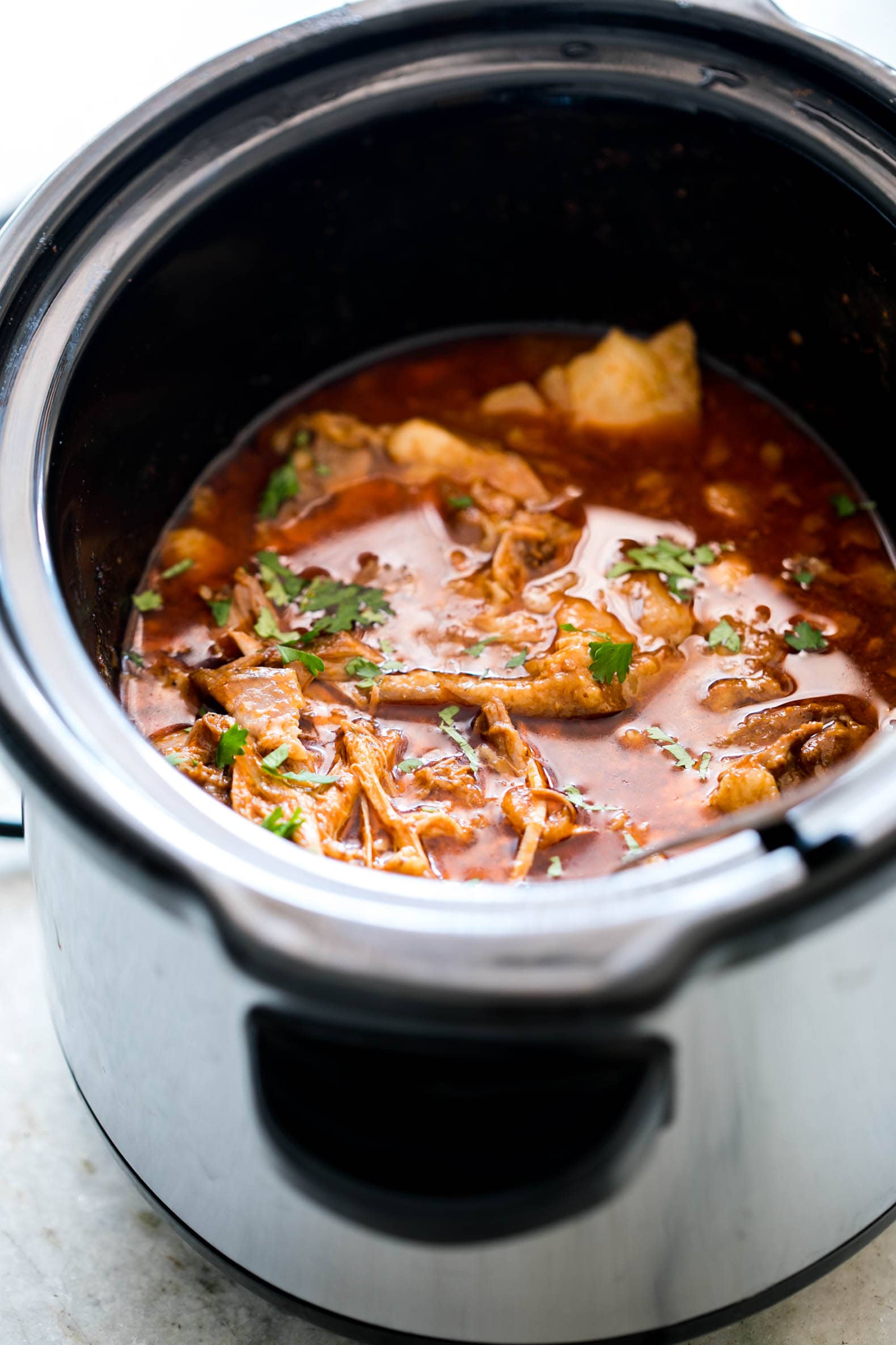This slow cooker Chipotle BBQ Pulled Pork has all the right flavors - smoky, spicy and insanely delicious. Perfect for tacos, burritos with just 5 minutes of prep.
