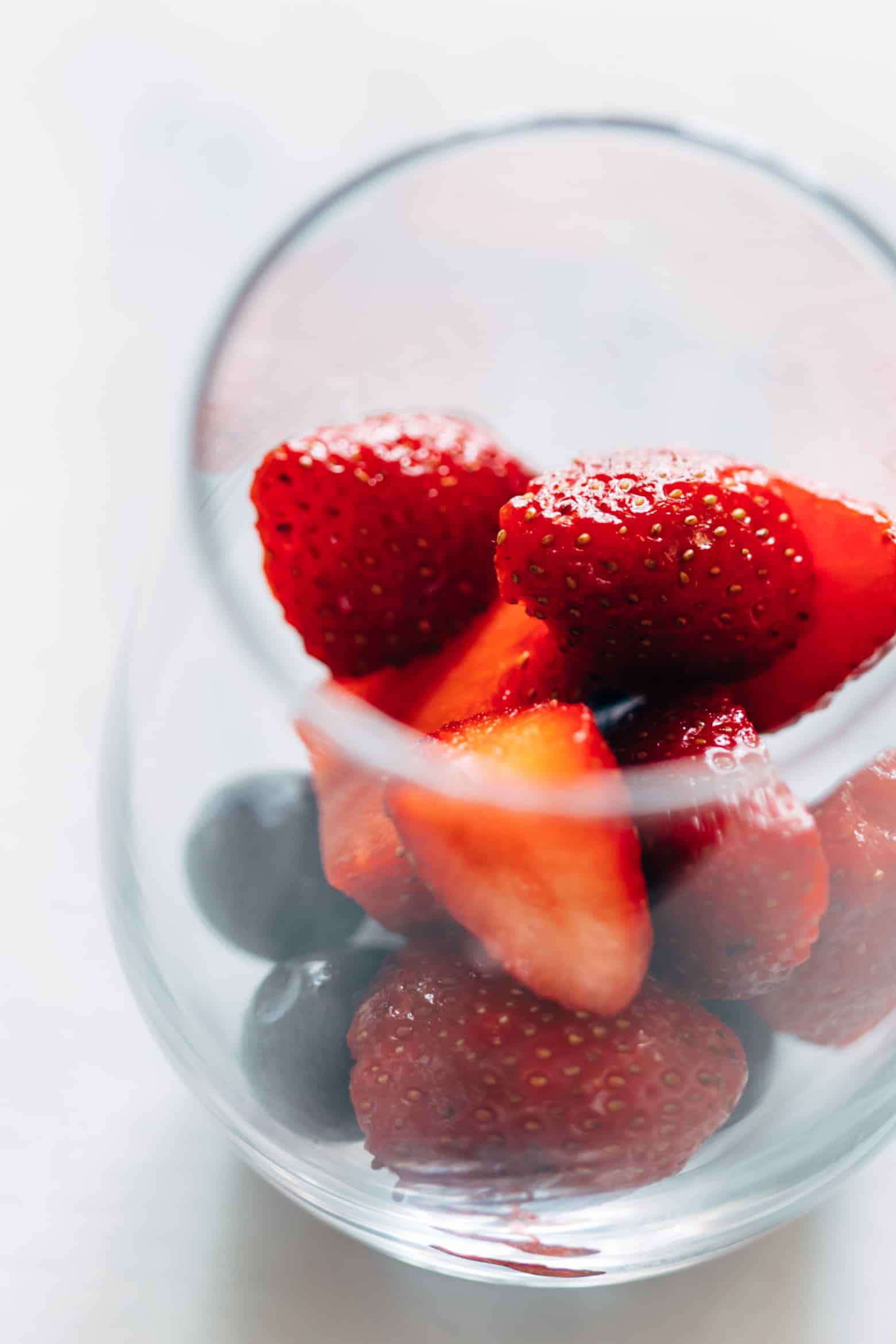The Summer Berry Red Wine Spritzer is a cool, refreshing cocktail and a lot like the tinto de verano. Full of strawberries and blueberries, its perfect for times when you want to stay away from hard liquor and watch those calories while still enjoying a drink!