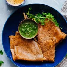 Oats are the easiest thing to make dosas with. The simple batter is made with instant oats and rice flour which is flavored with chilies and ginger. The next time you crave dosas at home and want something healthier, these oats dosas or pancakes will make your day.