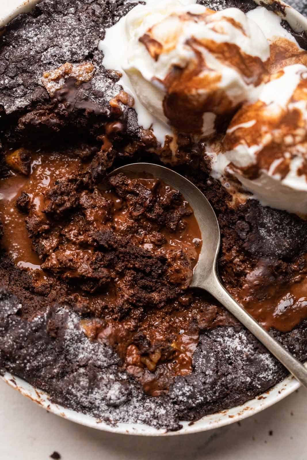 Closeup of the sauce texture of the eggless chocolate pudding cake