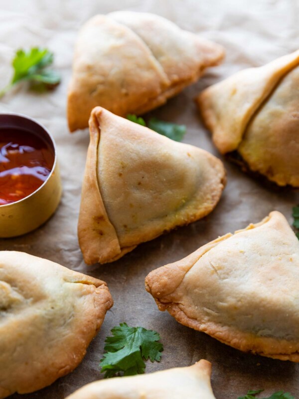 air fryer samosas served with ketchup